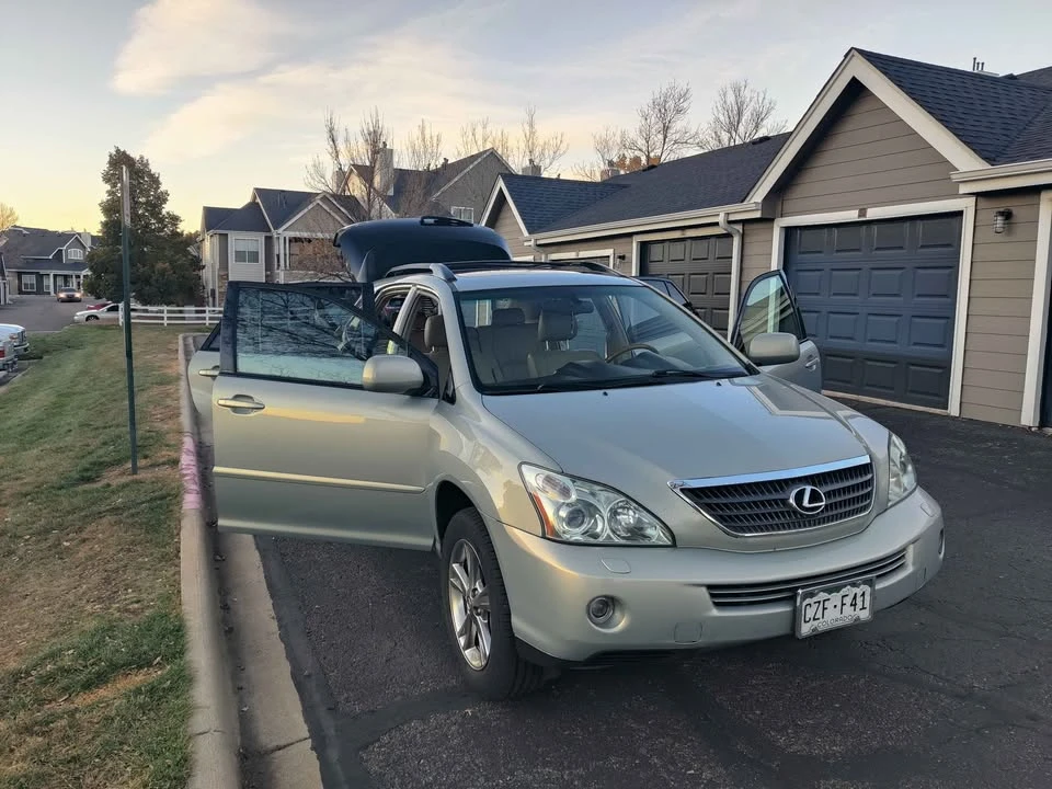 2006 Lexus RX 2nd Gen - Image 2 of 17