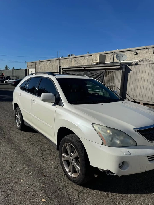 2006 Lexus RX 2nd Gen - Image 4 of 12