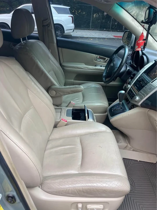 2006 Lexus RX 2nd Gen - Image 4 of 20