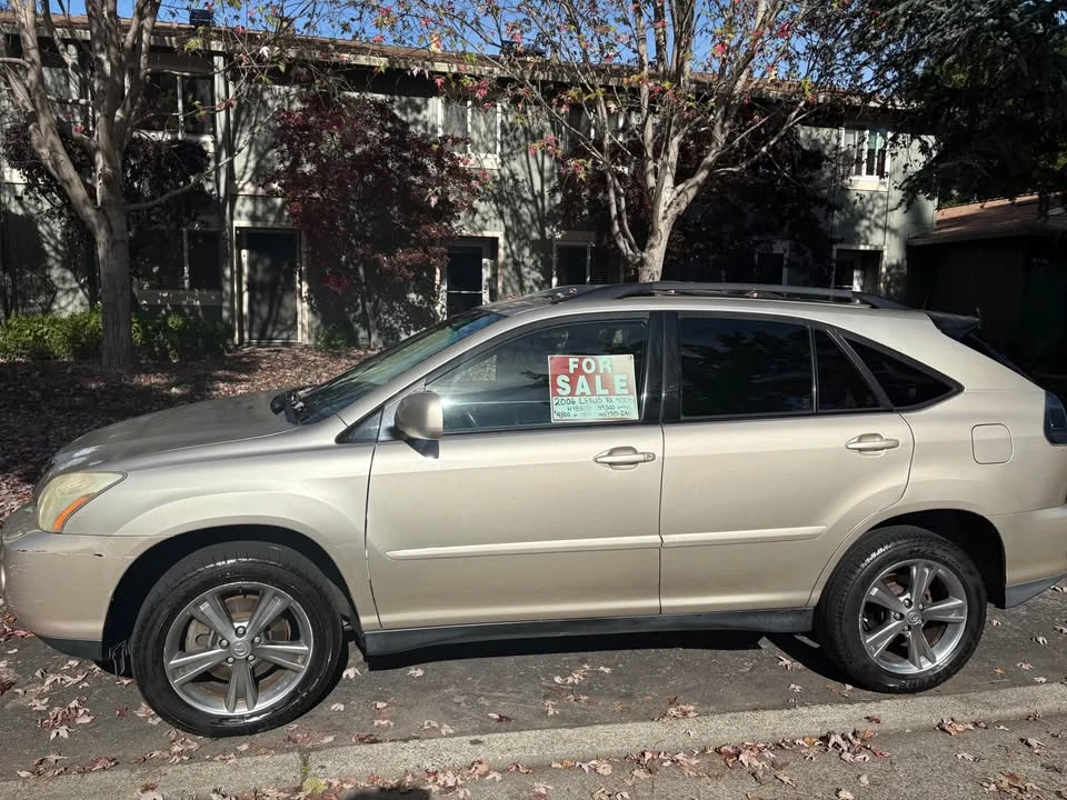2006 Lexus RX 2nd Gen - Image 3 of 14