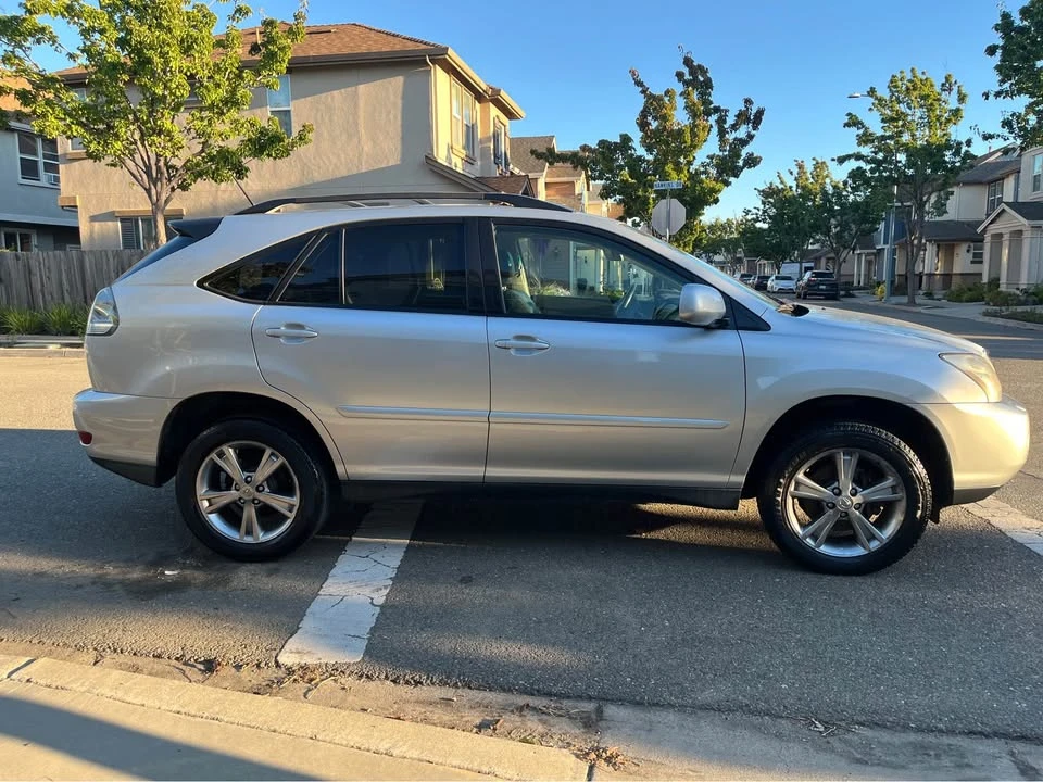 2006 Lexus RX 2nd Gen - Image 3 of 14
