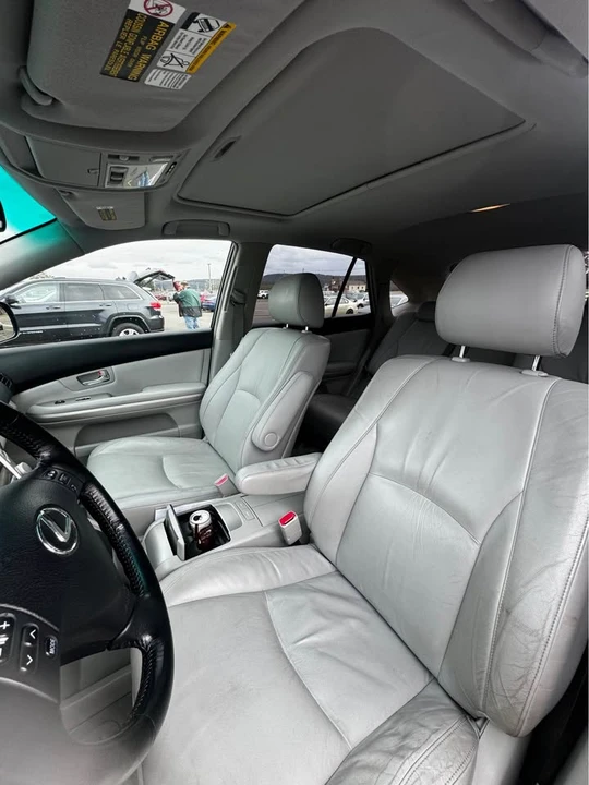 2006 Lexus RX 2nd Gen - Image 7 of 10