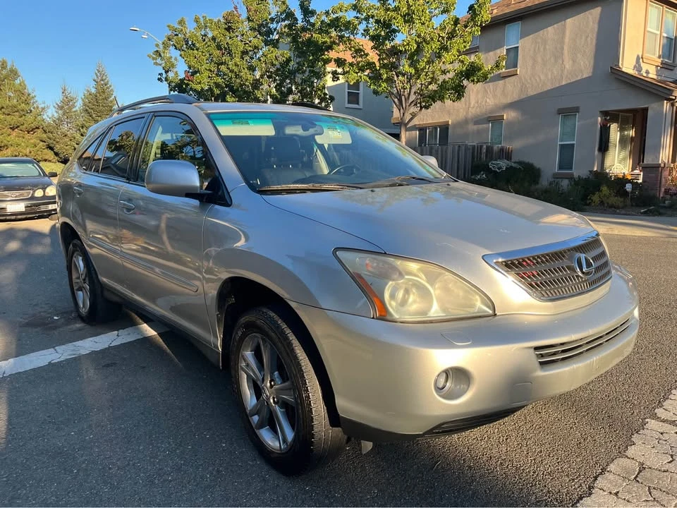 2006 Lexus RX 2nd Gen - Image 2 of 14
