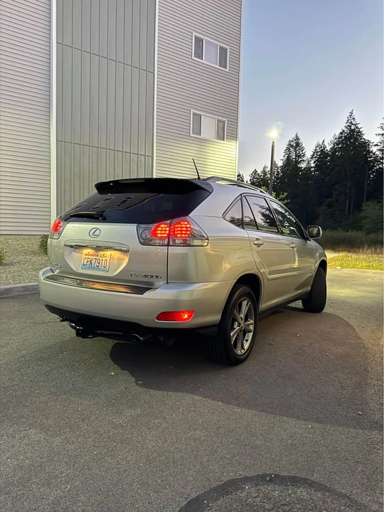 2006 Lexus RX 2nd Gen - Image 2 of 9