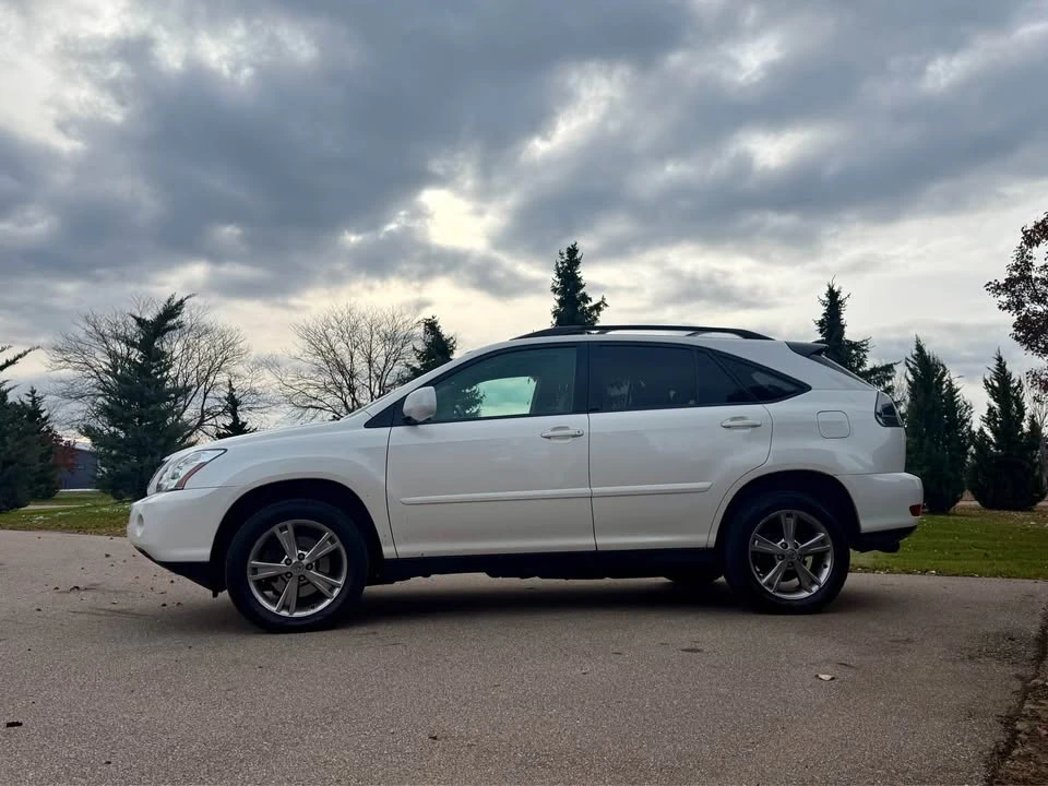 2006 Lexus RX 2nd Gen - Image 3 of 13