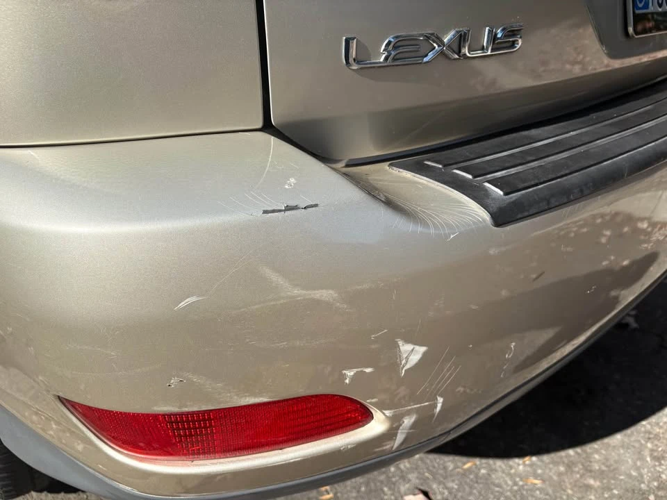 2006 Lexus RX 2nd Gen - Image 11 of 14