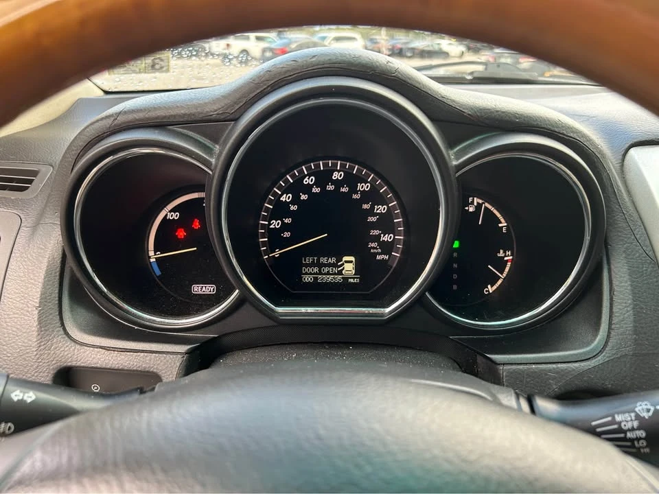 2006 Lexus RX 2nd Gen - Image 18 of 18