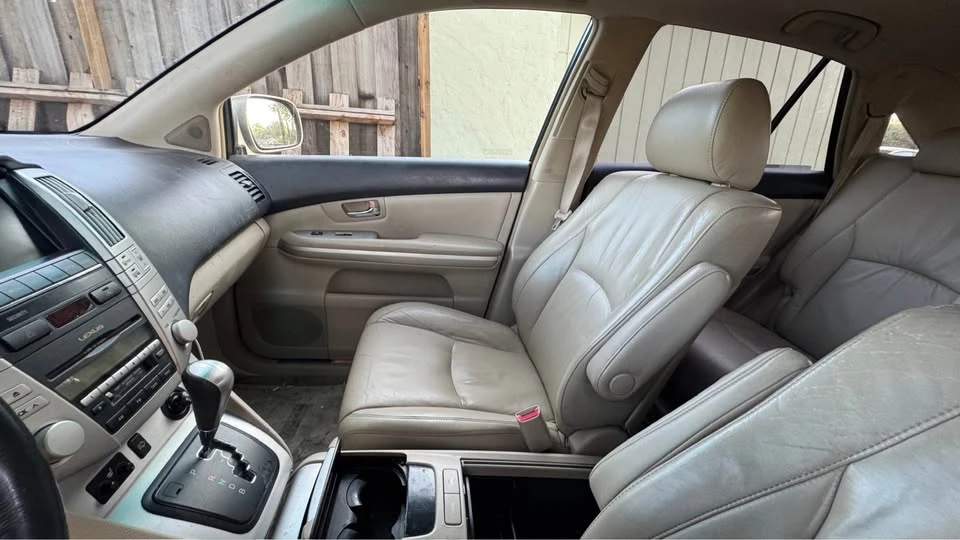 2006 Lexus RX 2nd Gen - Image 7 of 14