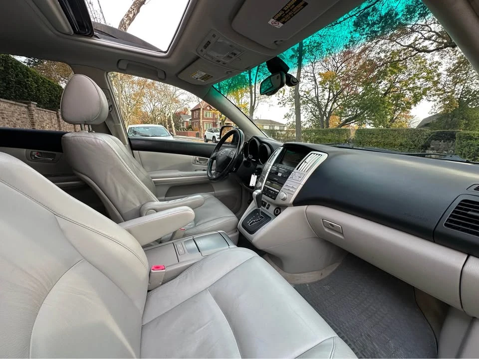 2006 Lexus RX 2nd Gen - Image 5 of 7