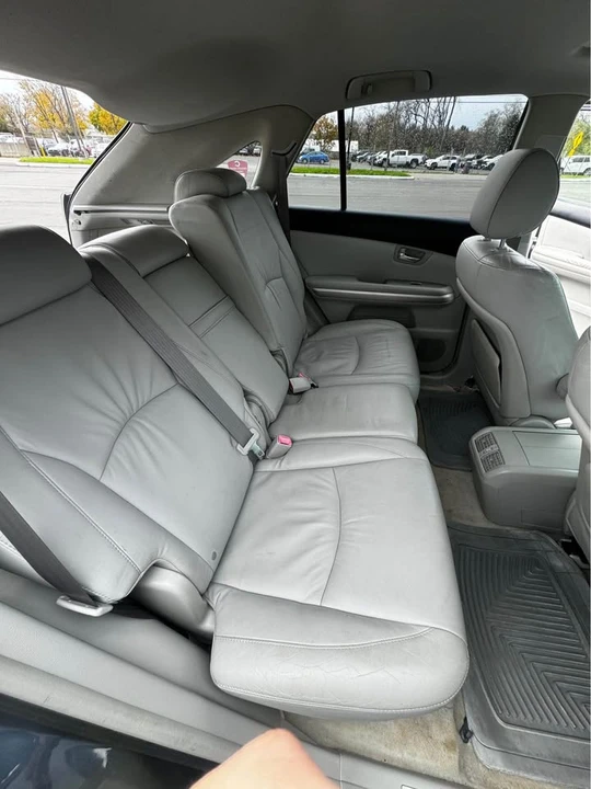 2006 Lexus RX 2nd Gen - Image 9 of 10