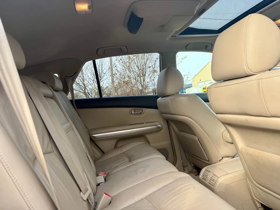 2006 Lexus RX 2nd Gen - Image 11 of 13
