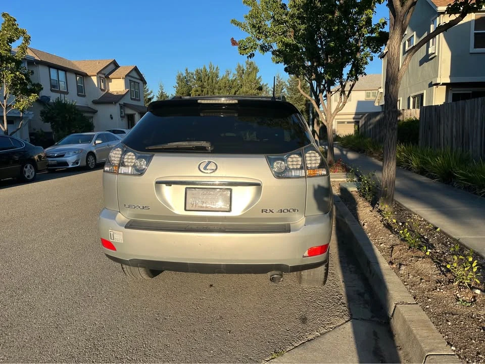2006 Lexus RX 2nd Gen - Image 9 of 14
