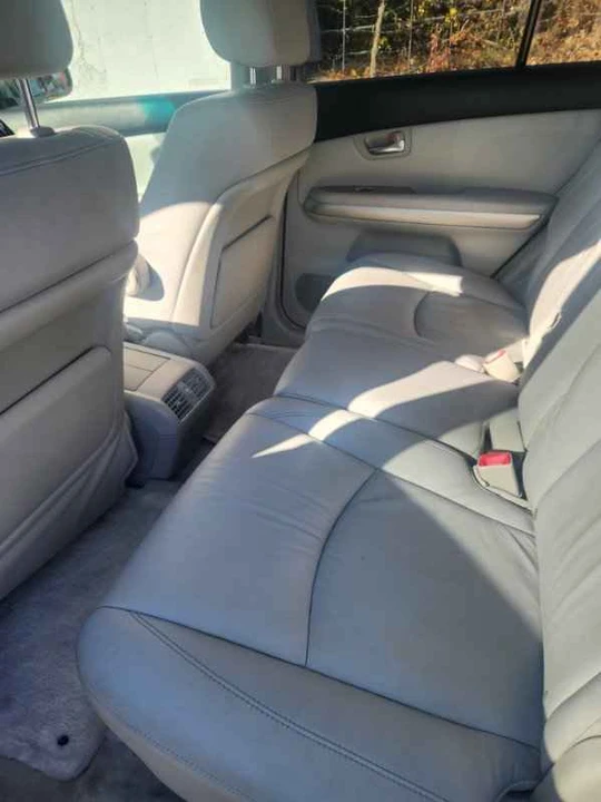 2006 Lexus RX 2nd Gen - Image 8 of 9