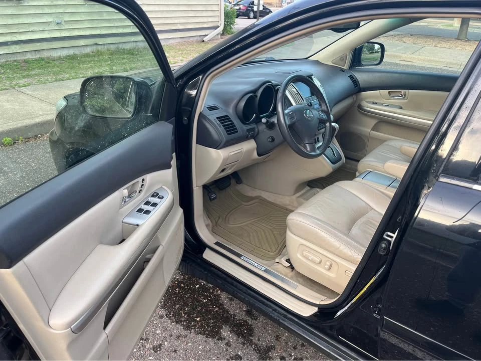 2006 Lexus RX 2nd Gen - Image 6 of 13