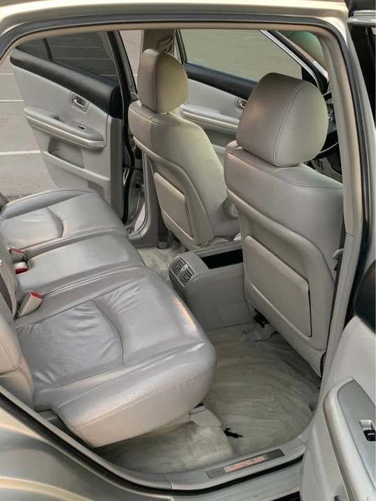 2006 Lexus RX 2nd Gen - Image 10 of 20
