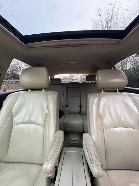 2006 Lexus RX 2nd Gen - Image 10 of 12