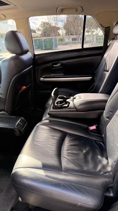2006 Lexus RX 2nd Gen - Image 13 of 20