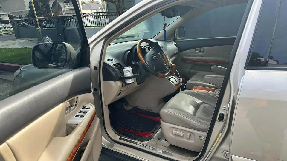 2006 Lexus RX 2nd Gen - Image 2 of 5