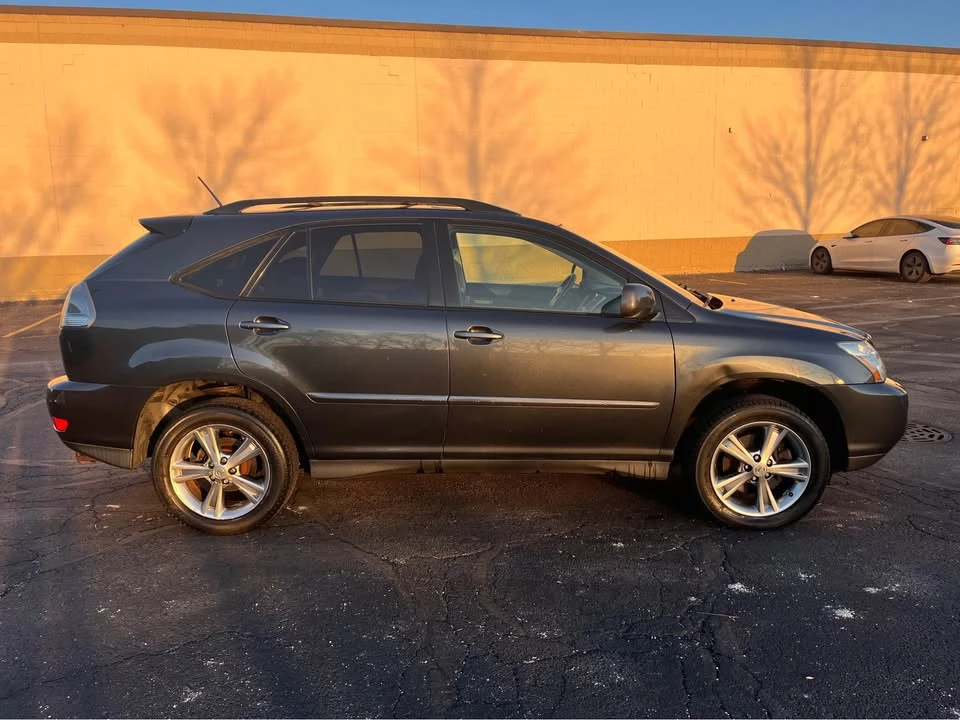 2006 Lexus RX 2nd Gen - Image 2 of 17