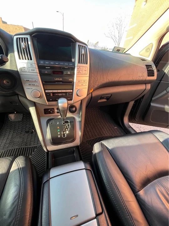 2006 Lexus RX 2nd Gen - Image 15 of 17