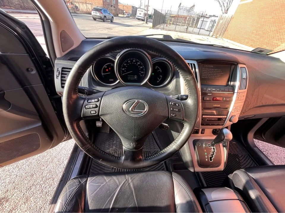 2006 Lexus RX 2nd Gen - Image 13 of 17