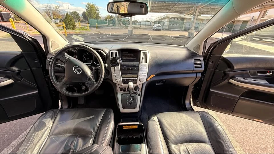 2006 Lexus RX 2nd Gen - Image 11 of 20