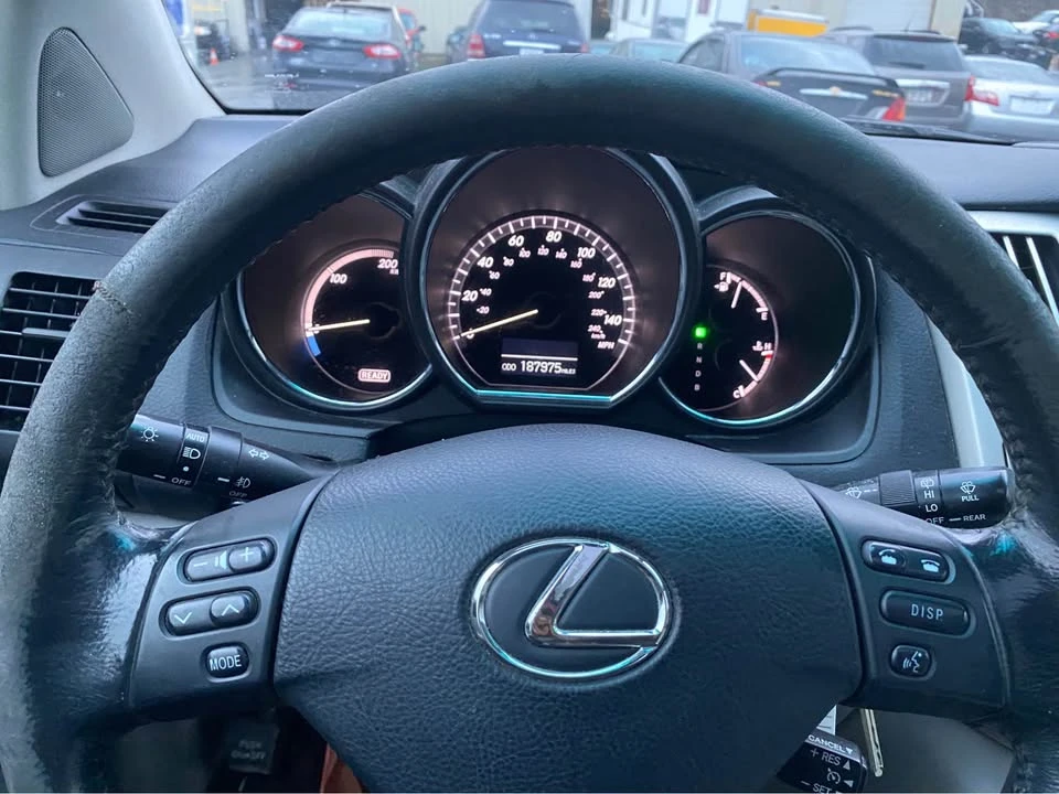 2006 Lexus RX 2nd Gen - Image 11 of 11