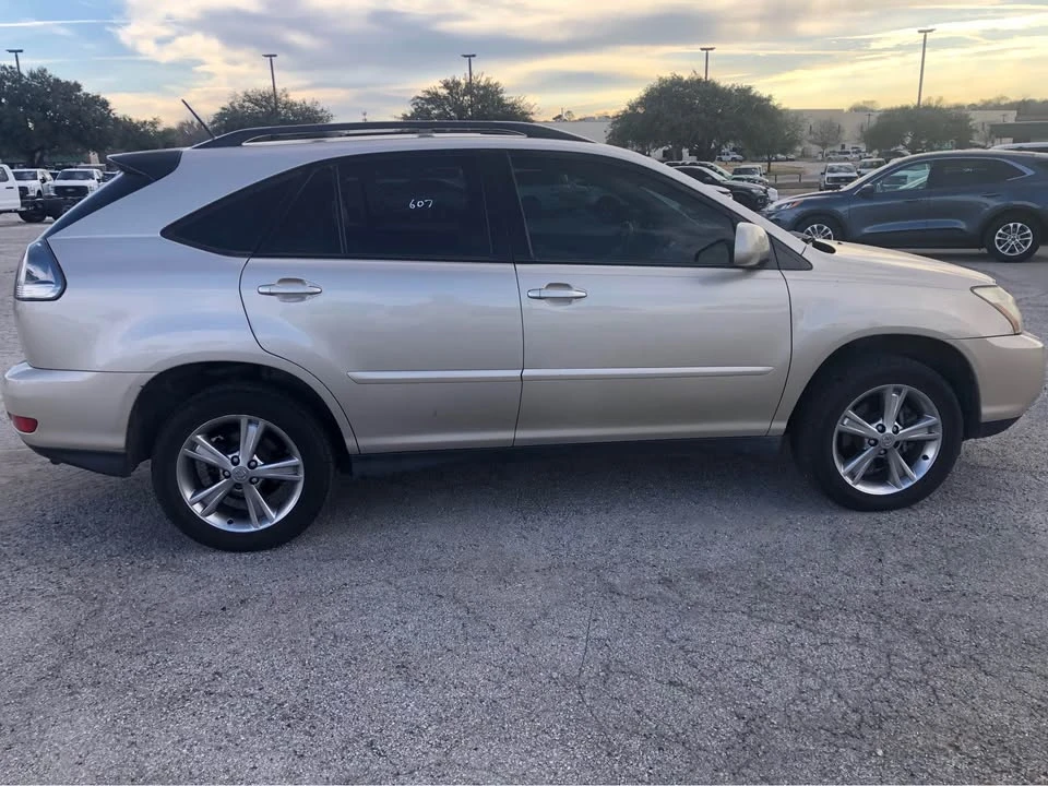 2006 Lexus RX 2nd Gen - Image 2 of 20