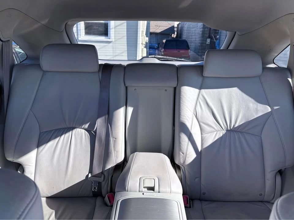 2006 Lexus RX 2nd Gen - Image 9 of 10