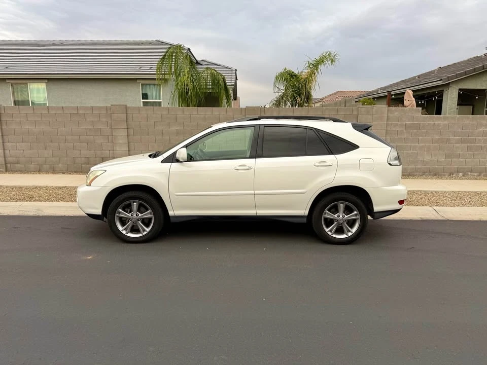 2006 Lexus RX 2nd Gen - Image 2 of 15
