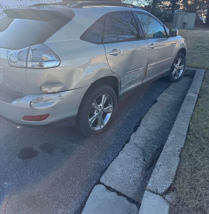 2006 Lexus RX 2nd Gen - Image 4 of 4