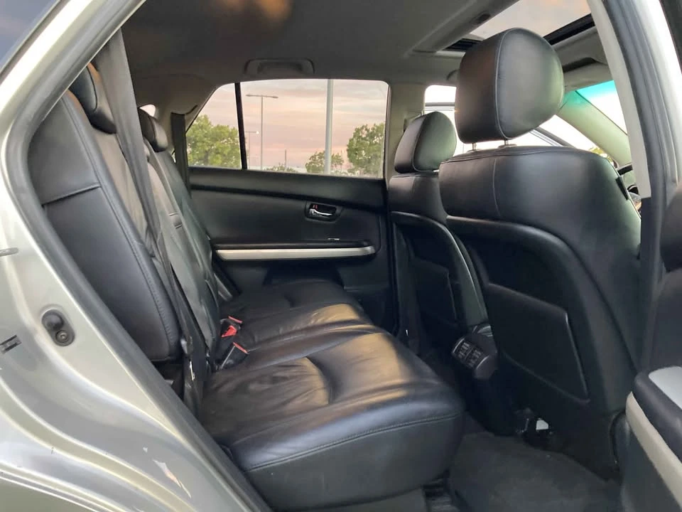 2006 Lexus RX 2nd Gen - Image 9 of 10