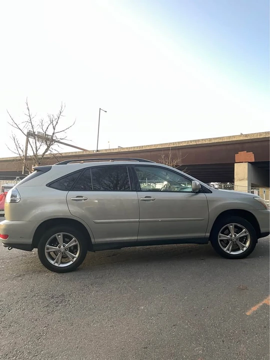 2006 Lexus RX 2nd Gen - Image 4 of 20