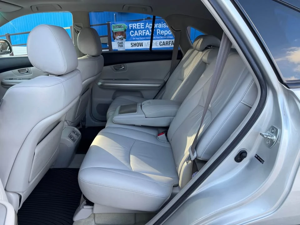 2006 Lexus RX 2nd Gen - Image 9 of 16