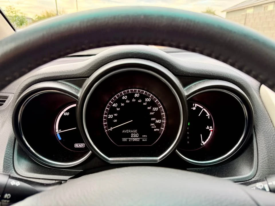 2006 Lexus RX 2nd Gen - Image 13 of 15