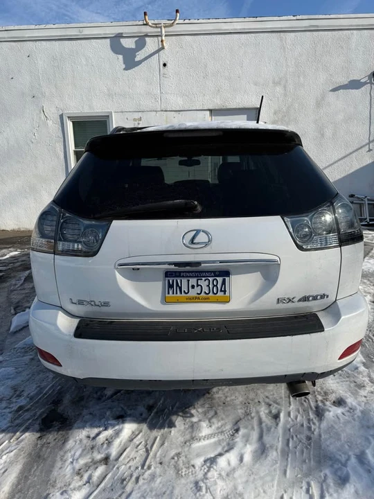 2006 Lexus RX 2nd Gen - Image 2 of 10
