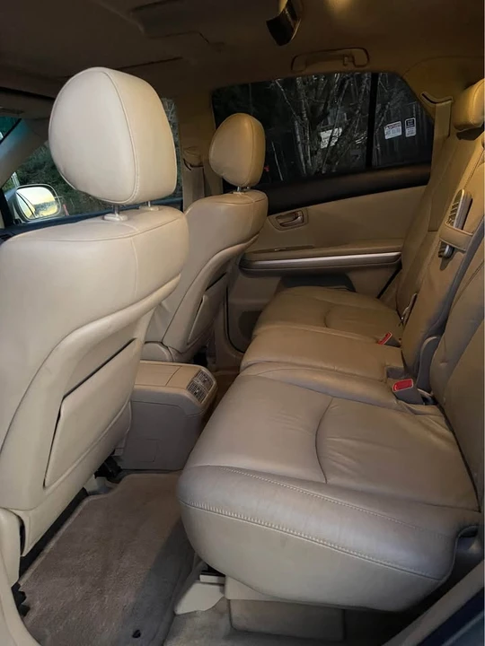 2006 Lexus RX 2nd Gen - Image 12 of 20