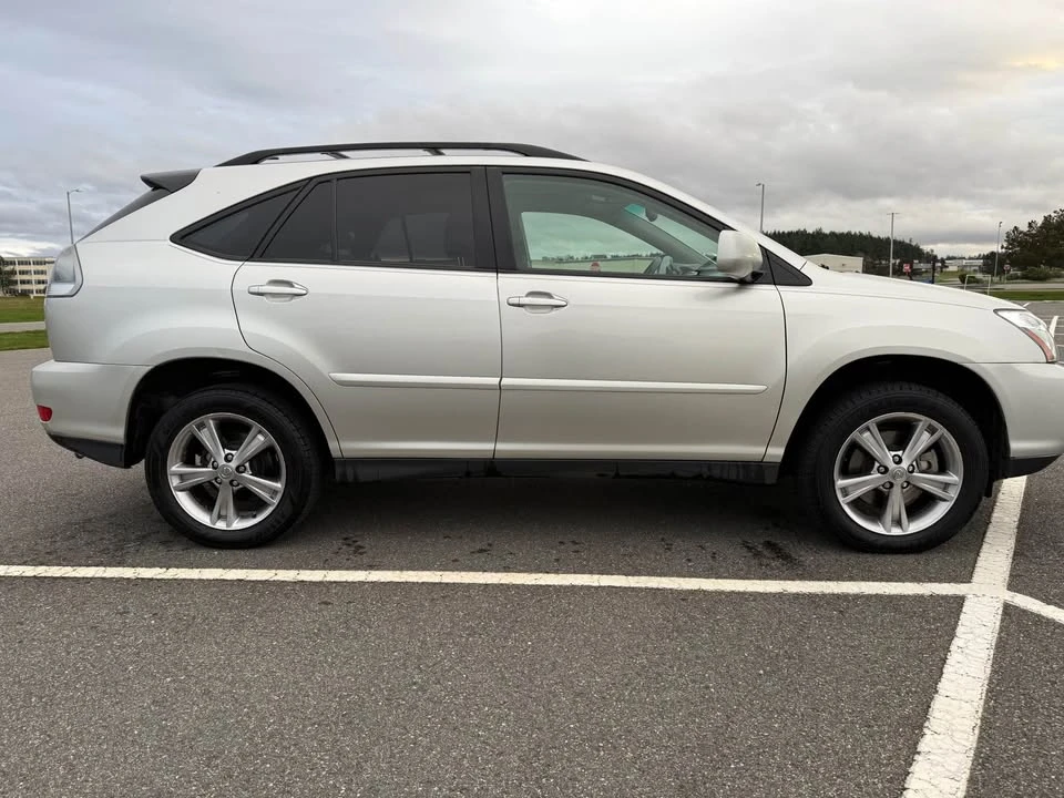 2006 Lexus RX 2nd Gen - Image 6 of 18