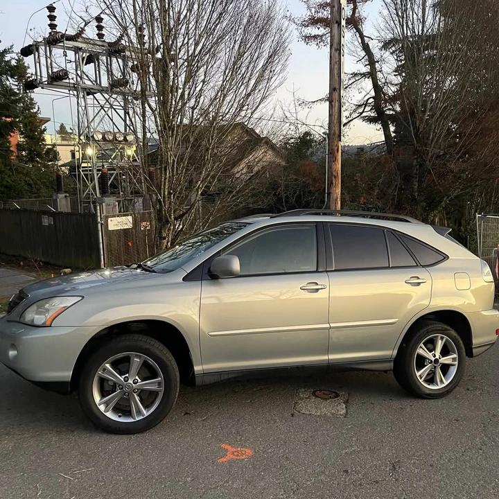 2006 Lexus RX 2nd Gen - Image 2 of 20