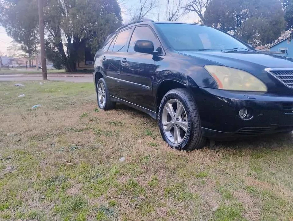 2006 Lexus RX 2nd Gen - Image 2 of 6