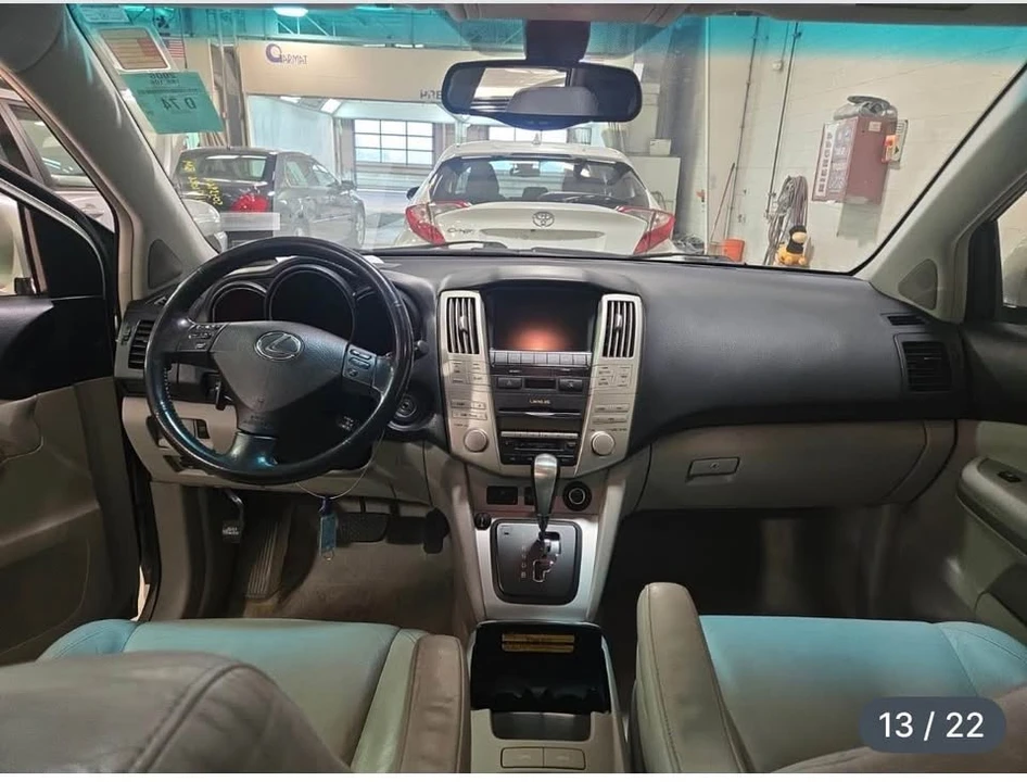 2006 Lexus RX 2nd Gen - Image 7 of 16