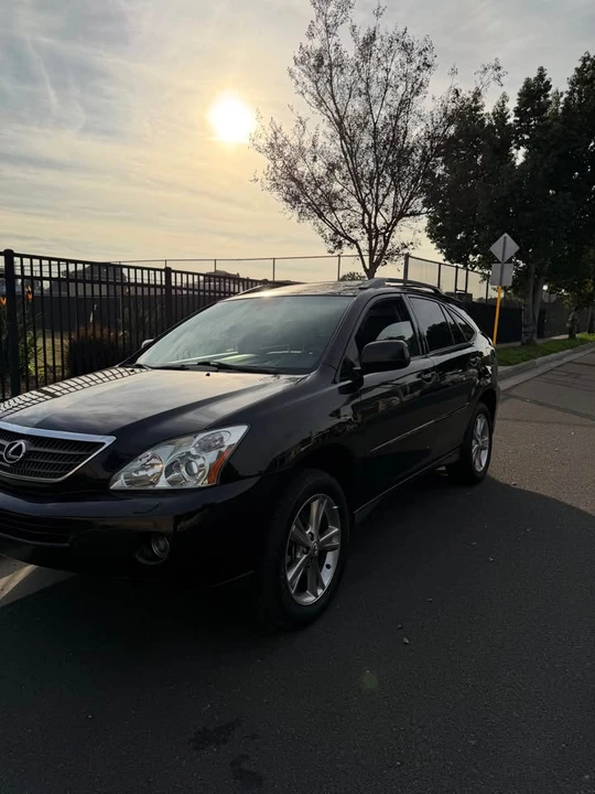 2006 Lexus RX 2nd Gen - Image 3 of 11