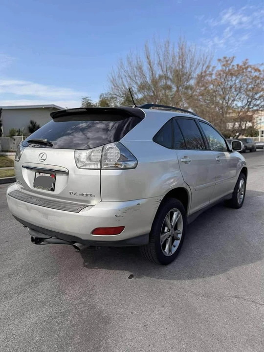2006 Lexus RX 2nd Gen - Image 3 of 11