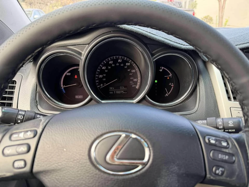 2006 Lexus RX 2nd Gen - Image 10 of 11