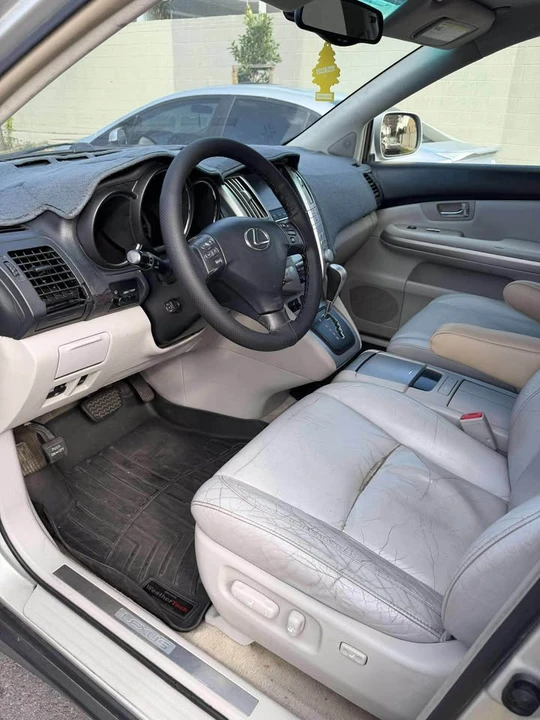2006 Lexus RX 2nd Gen - Image 4 of 11