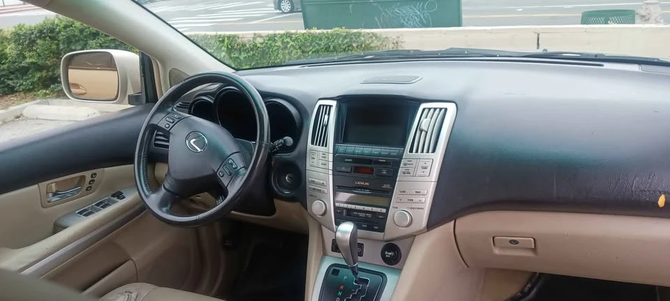 2006 Lexus RX 2nd Gen - Image 17 of 20