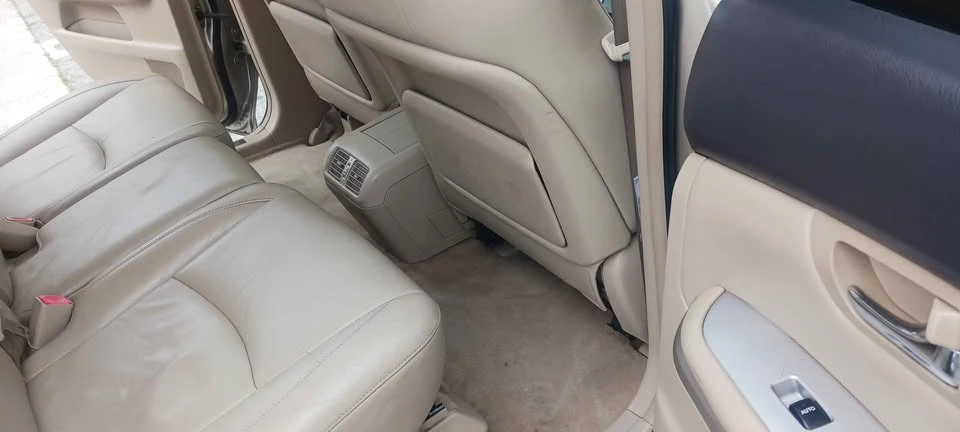 2006 Lexus RX 2nd Gen - Image 13 of 20