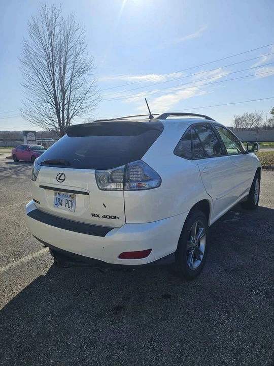 2006 Lexus RX 2nd Gen - Image 3 of 16