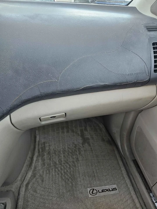 2006 Lexus RX 2nd Gen - Image 11 of 16