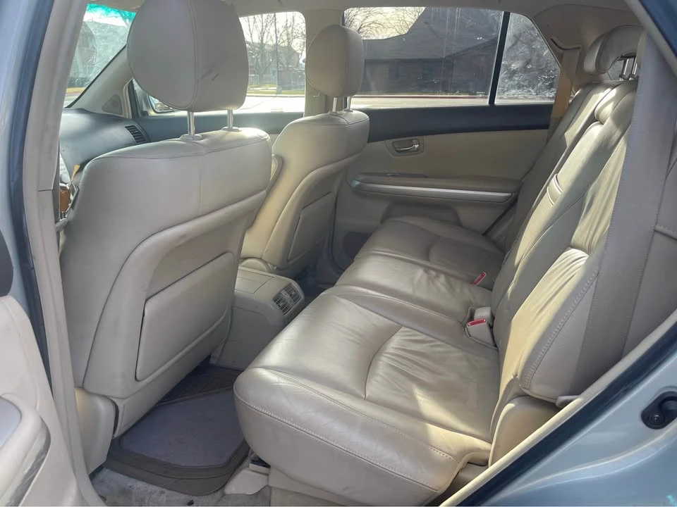 2006 Lexus RX 2nd Gen - Image 11 of 16